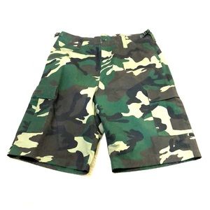 US74 KOMAN Men’s Camouflage Cargo Pants. NWOT